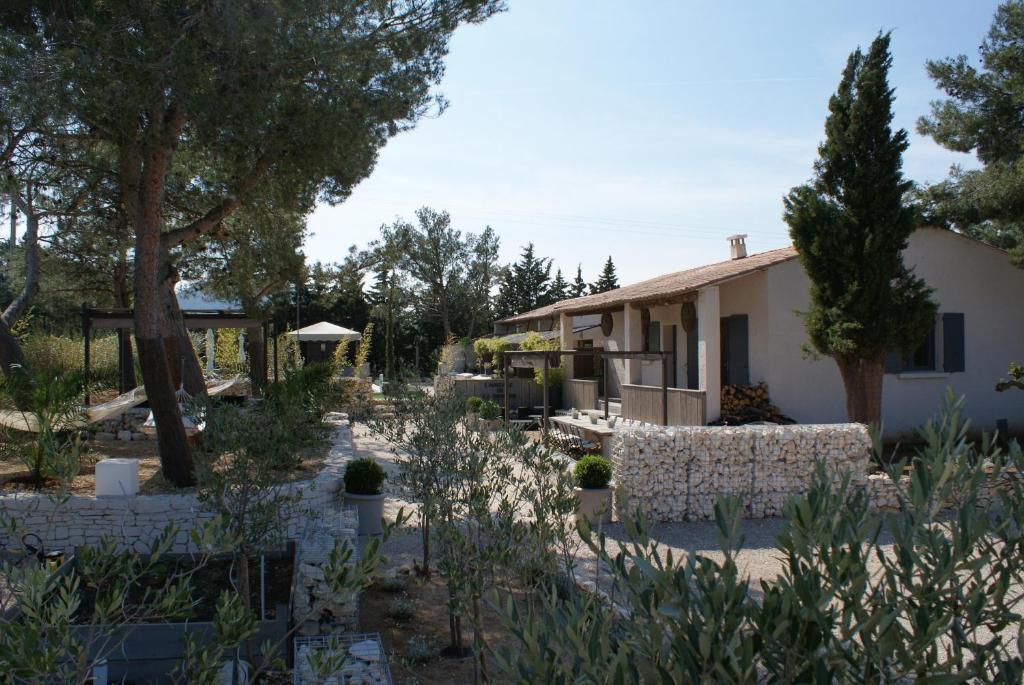 L'Auberge De L'Aubergine 伊加里雷斯 外观 照片